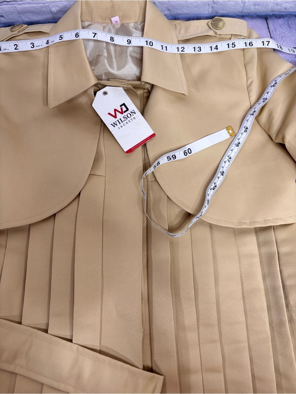 NWT Wilson Jackets Tan Beige Classic Pleated Minimalist Academia Trench Coat M - Picture 9 of 11
